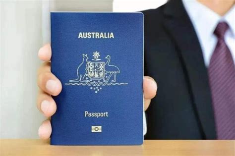 护照VS绿卡，你怎么选择？ - 知乎