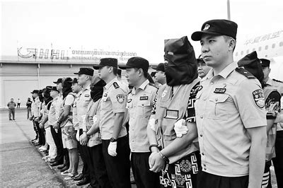 179名电诈犯罪嫌疑人从老挝被押解回国_凤凰网