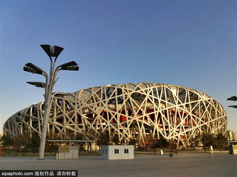 “追梦十五年”——纪念北京奥运会成功举办15周年主题展览在鸟巢开幕 - 新华网客户端
