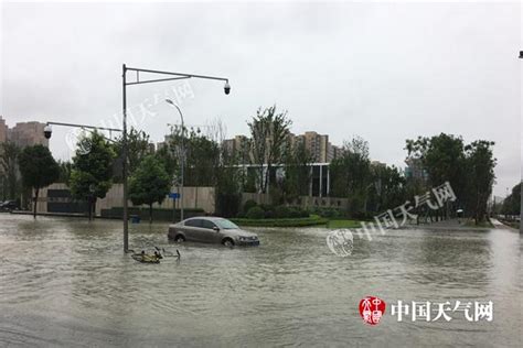 四川遭遇大范围降雨局地大暴雨 马路成河-天气图集-中国天气网