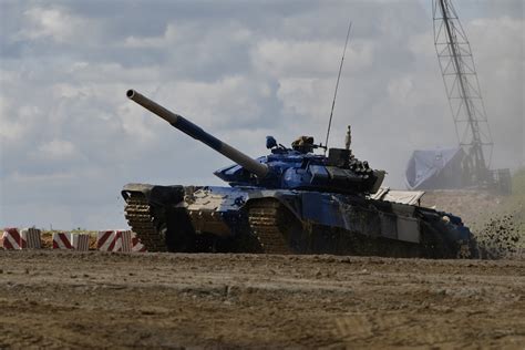 国产VT5轻型坦克公开亮相 多角度展示超强战力