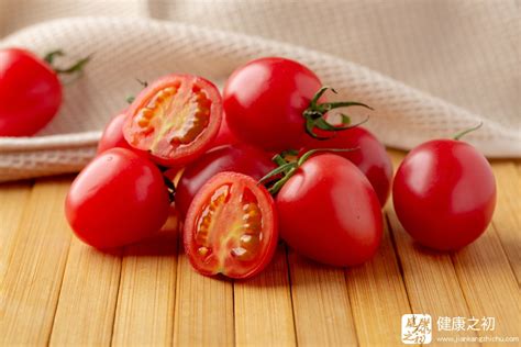 小西红柿叫什么名字(圣女果是一种什么样的植物)_金纳莱网