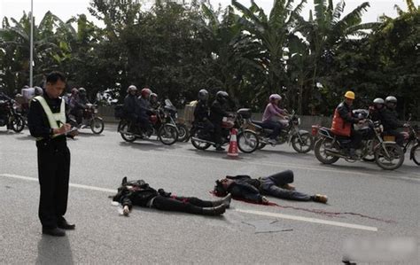 摩托车车主都被撞死了，竟还要负全部责任！_财经_中国网