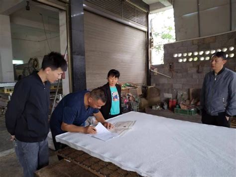 贵州兴仁市陆官街道对木材加工厂开展安全生产检查工作-中国木业网