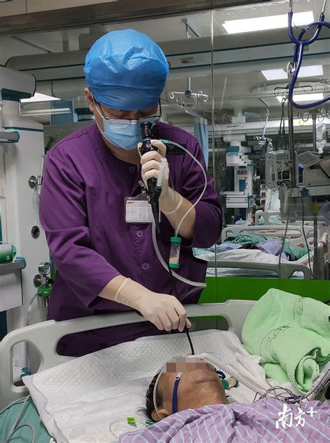海南西部中心医院 成功完成全市首例外科自体血回输手术