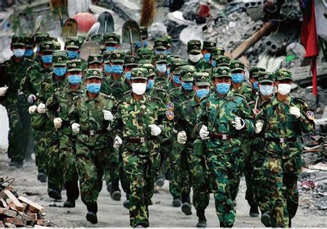 走进抗洪抢险“国家队” 聆听一艘“生命之舟”的传奇 - 中国军网