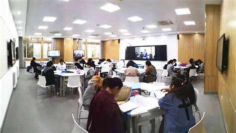教育变革在课堂 - 郑州大学用科技打造新型教学空间_宁波阶梯教育科技有限公司
