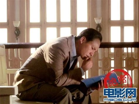 《钱学森》终极版本海报曝光 3月2日全国上映(组图)_音乐频道_凤凰网
