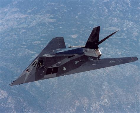 Amazing Facts about the Lockheed Martin’s F-117 Nighthawk: The World’s ...