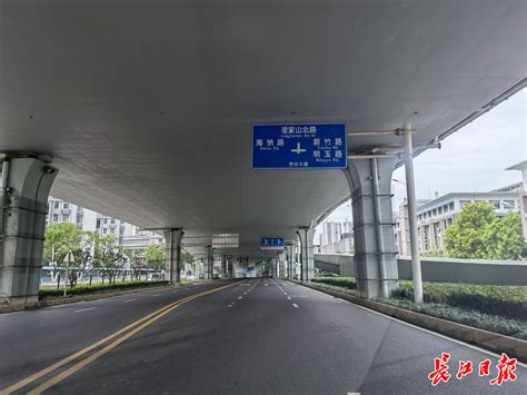 市民反映的问题解决了，黄石这条路将恢复直行车道_黄石_新闻中心_长江网_cjn.cn