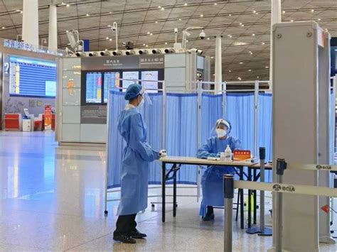 湖北省现有无症状感染者22例，4例确诊患者来自同一航班 - 新闻 - 健康时报网_精品健康新闻 健康服务专家