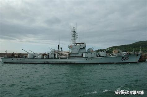 中国032实验潜艇3D模型(潜艇+巨浪导弹+反舰导弹+鱼雷)_军舰模型下载-摩尔网CGMOL