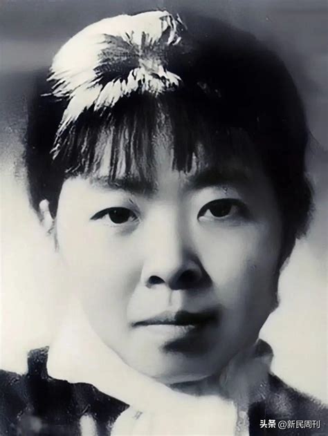 十大中国近代女作家排行榜：张爱玲排名第一，冰心、宗璞上榜，都是新思想女性 - 作家