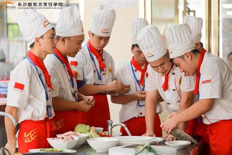 陕西新东方烹饪学校：学厨师需要多长时间_行业新闻_陕西新东方烹饪学校