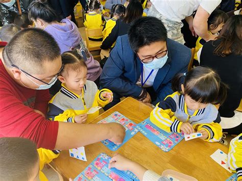 三新幼儿园中班段分批式家长开放日活动 - 园内热点 - 杭州市上城区三新幼儿园