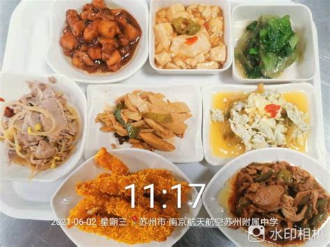 南京多所高校成“蹭饭族”天堂 食堂应该开放吗？