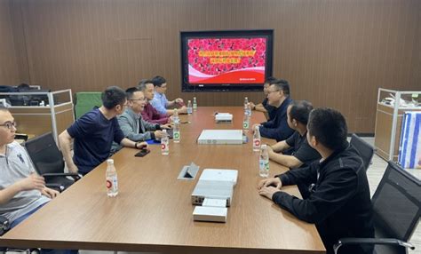 信息中心组队赴新华三重庆代表处及重庆理工大学学习交流