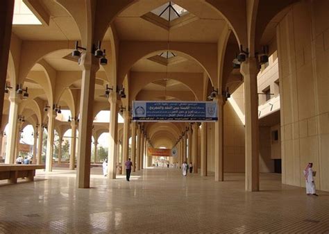 2023沙特国王大学游玩攻略,正在这所大学上课。学校真的美！ 【去哪儿攻略】