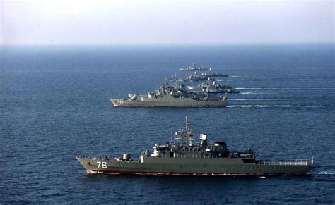 美海军航母战斗群在伊朗海域巡航来加强同盟的合作关系并威慑伊朗__凤凰网
