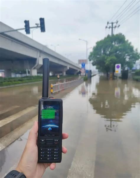 华为或将最早推出卫星通话，卫星短信将成旗舰手机标配-36氪