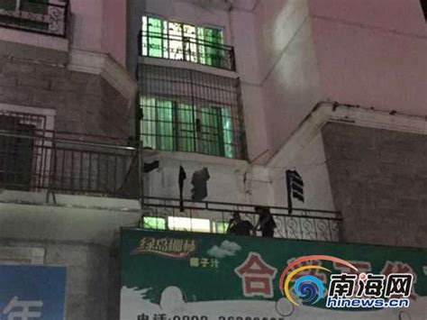 4岁女童17楼跌落 姐姐父亲伸手去拉跟着坠亡(图) - 社会 - 东南网