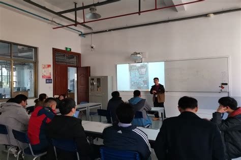 中本一体化教研室举行新进教师听评课活动-浙江交通技师学院