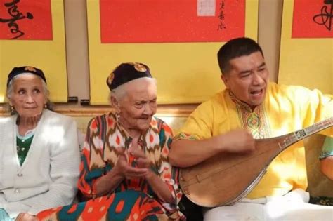 135岁的中国最长寿老人去世，每天必修课是听收音机 - 新媒体经济网