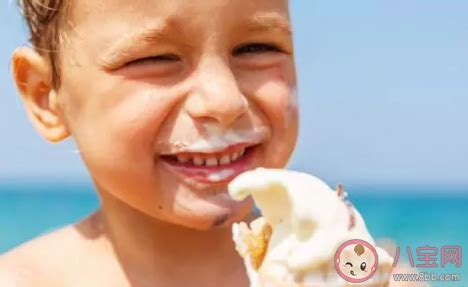 宝宝3岁以下能吃冰淇淋吗 宝宝吃冰淇淋怎么选择 _八宝网