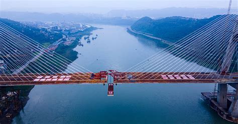 国内最大跨度公轨两用悬索桥——郭家沱长江大桥成功合龙 - 重庆市江北区人民政府