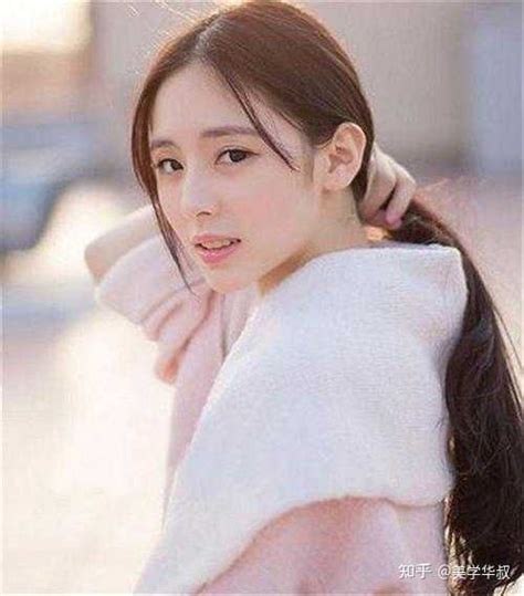 女生低马尾头像温柔