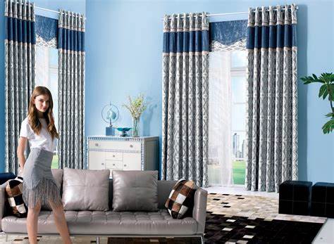 拼接窗帘和纯色窗帘哪种好看