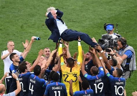 18年世界杯经典对决回顾！法国vs阿根廷，天才横空出世，帮助法国4-3阿根廷晋级八强
