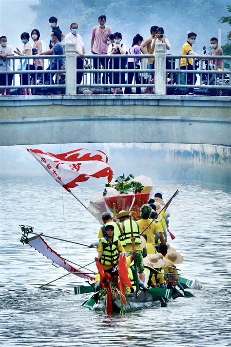 端午将至，广州天河泛起龙舟桨