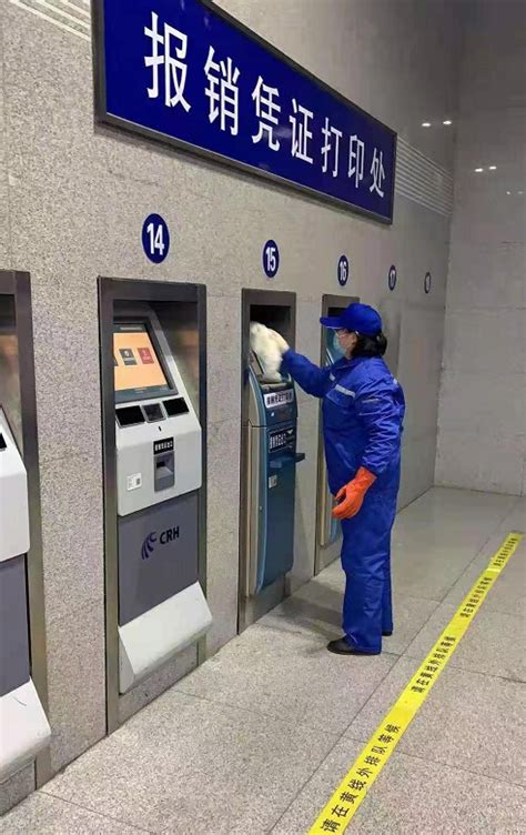 【2021新春走基层】火车站保洁员每天行走2万步-合肥网