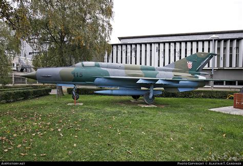 Aircraft Photo of 115 | Mikoyan-Gurevich MiG-21bis | Croatia - Air ...