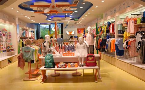 儿童服装店品牌加盟运营的四大注意事项_中国童装网