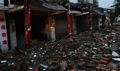 台湾地震：台南倒塌维冠大楼2人命危(图)-搜狐新闻