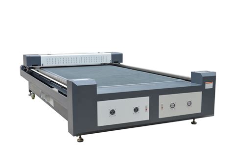 VF-2516 大型激光裁床 布料激光裁床 自动送料激光切割机 - 自动送料激光裁床 - 广东威发激光科技有限公司