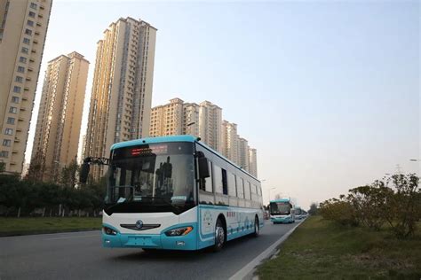 十堰崭新的新能源公交车--湖北省交通运输厅