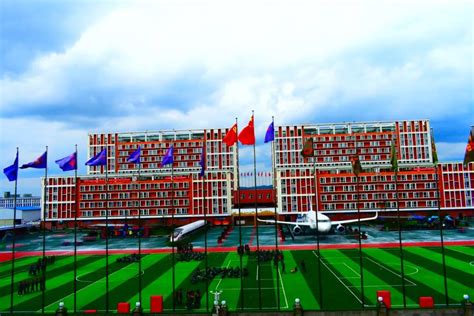 贵州应用技术技师学院（双龙教学点）2024年中职招生简章