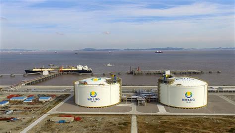 中国首个民营大型LNG接收站投入商业运营|界面新闻