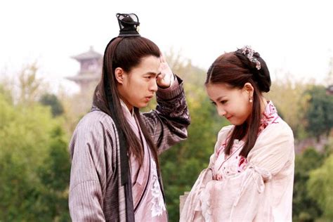 史湘云前世是三生石，被叔婶苛待，曹雪芹为何安排她嫁给冯紫英？
