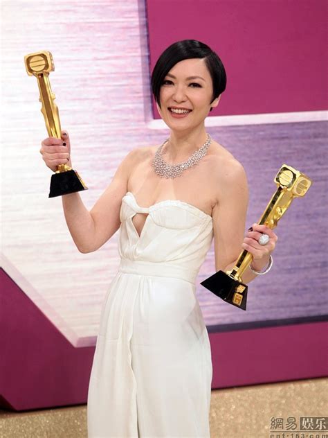田蕊妮图片
