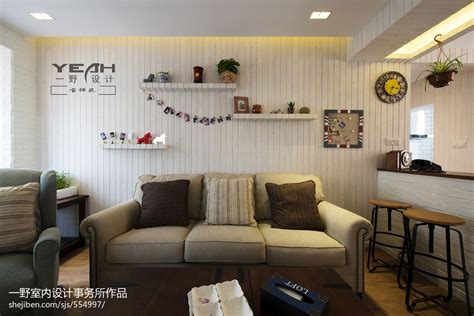 loft风格客厅沙发背景墙装修图片欣赏 – 设计本装修效果图