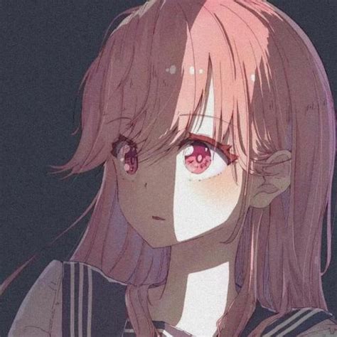 头像模糊甜美女生动漫版