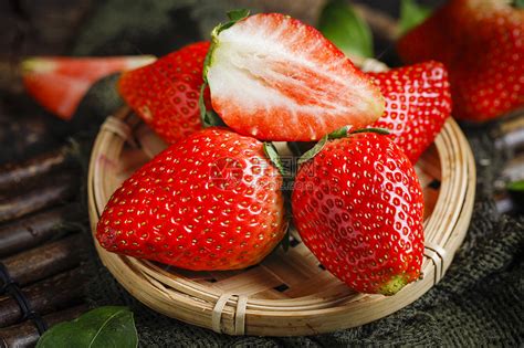 新鲜奶油草莓高清图片下载-正版图片501147099-摄图网