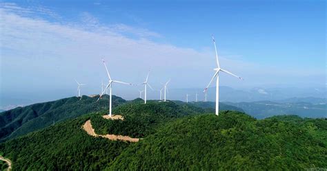 双碳目标 四川行动丨凉山大风车 每年吹出117亿度清洁能源_四川在线