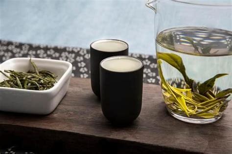 黄山毛峰茶汤什么颜色怎么分辨好坏 黄山毛峰茶叶价格表2021 中国咖啡网 12月21日更新