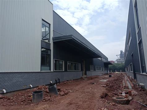 西昌钒钛产业园标准化厂房工程-重庆友杰钢结构有限公司