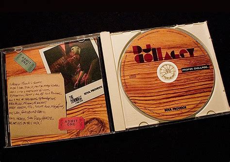 给你一张过去的CD 听听我们过去的…… CD给你的回忆会是什么 这个小小的盒子里，一张一张的CD，藏着一个个的音乐世界，有欢乐有苦涩有……有 ...